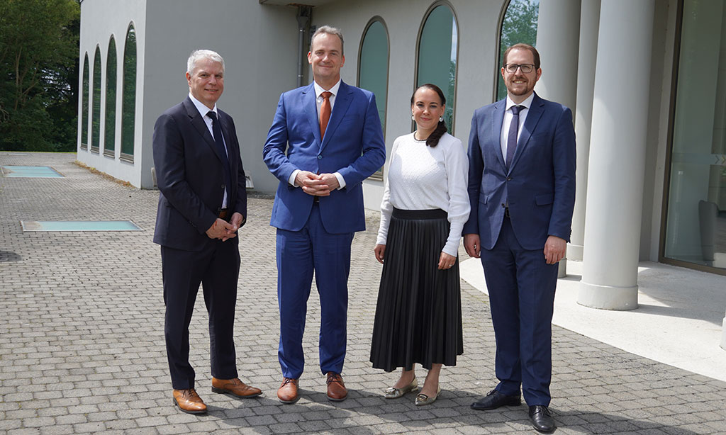 10te_DG-Regierung_c_Rachel_Dodemont_Kab_Paasch_1024