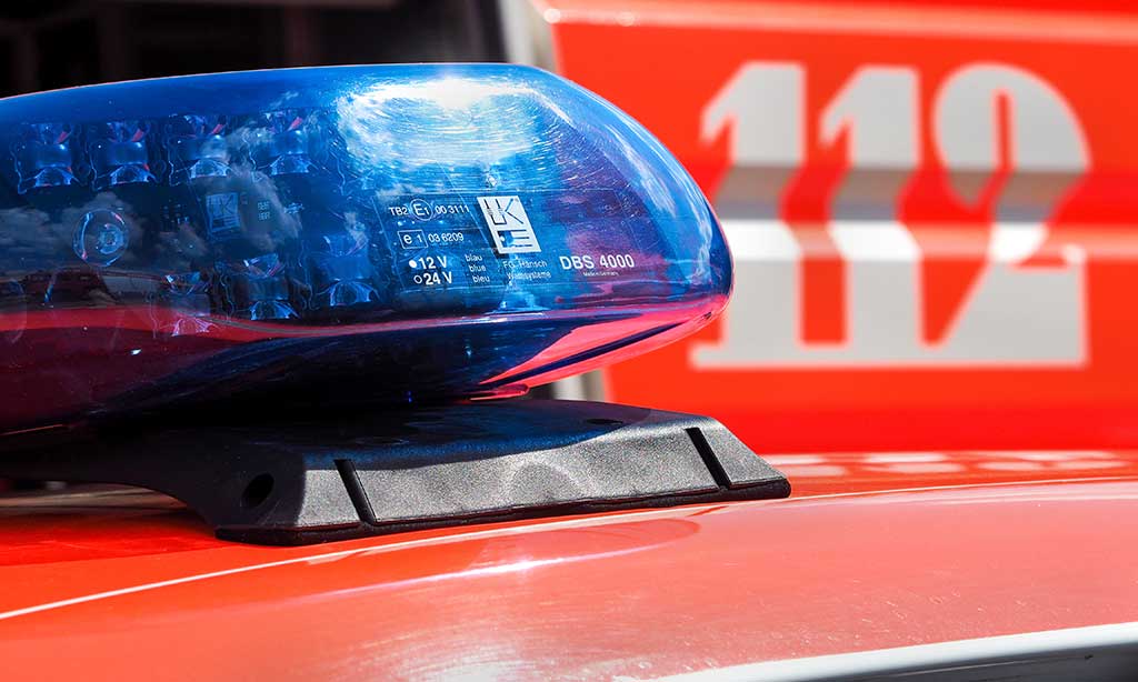 Rettungsfahrzeuge mit Blaulicht